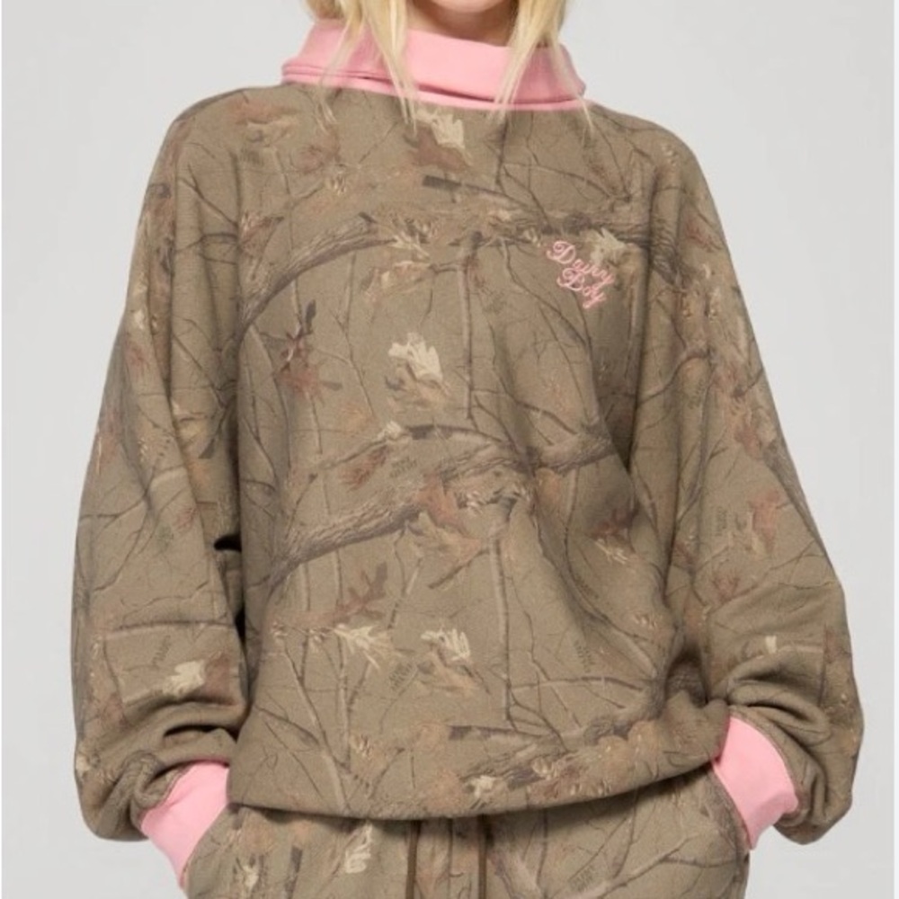 DAIRY BOY CAMO ROLLNECK